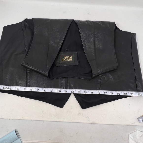 Vintage Irvine Park Men’s Black Leather Button Vest Lined Pockets Biker Size XL - Picture 9 of 14